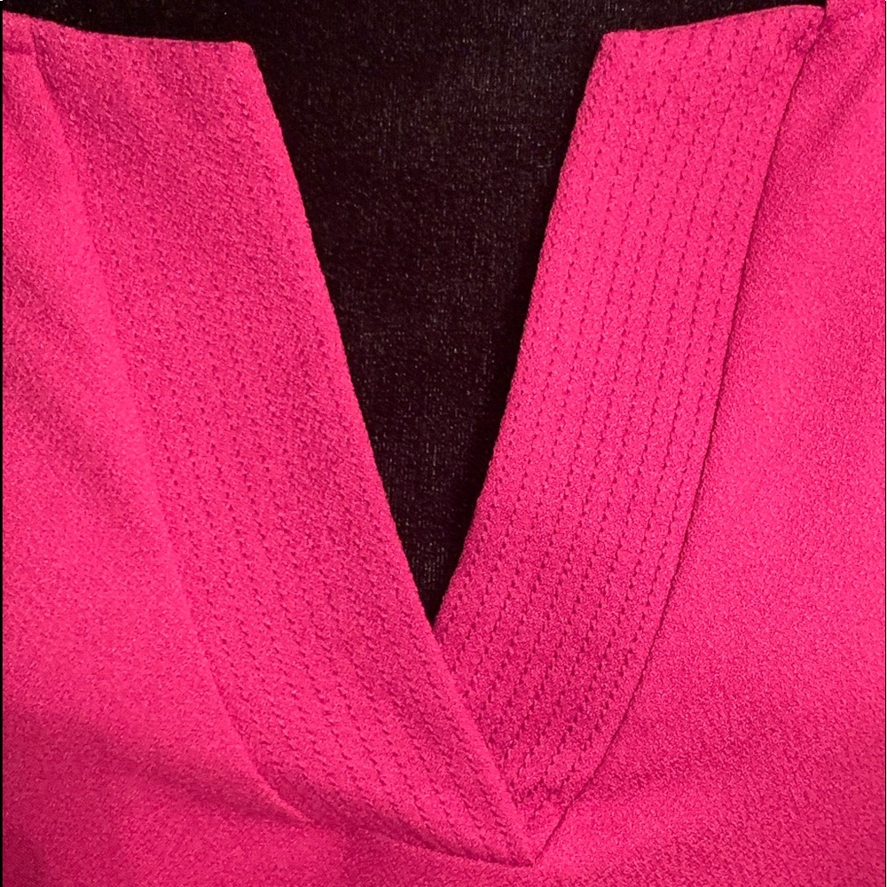 Adorable Everly dress with v neck & fun stitching - Picture 2 of 6